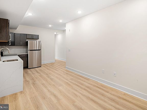 2nd image of 5217 Warren St #1/2-3
