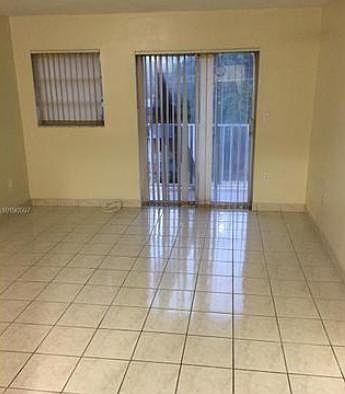 5th image of 428 SW 5th Ave APT 205