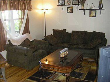2nd image of 4055 Crestwood Dr