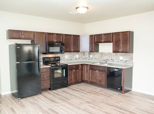 5708 E Red Oak Dr APT 02, Sioux Falls, SD 57110