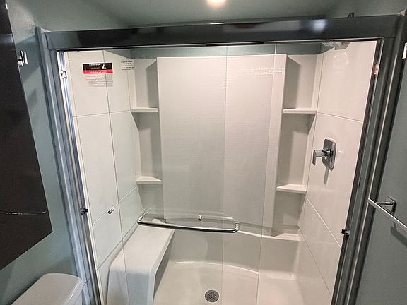 4th image of 50 E Utica St #2C