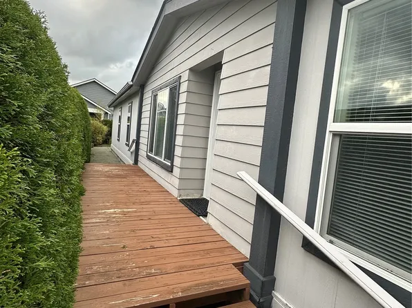882 Carriage Court, Sedro Woolley, WA 98284