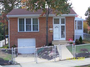 1103 44th Pl SE, Washington, DC 20019