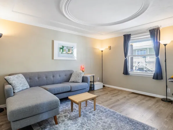 17 Diana St, Plains, PA 18705