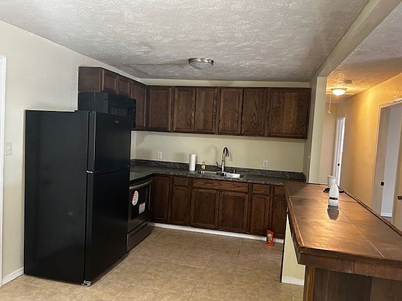 5th image of 2040 Nevada St
