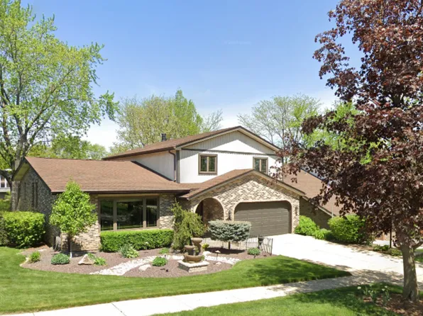 415 Freehauf St, Lemont, IL 60439