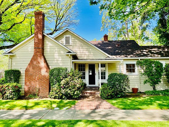 Side entrance with porch