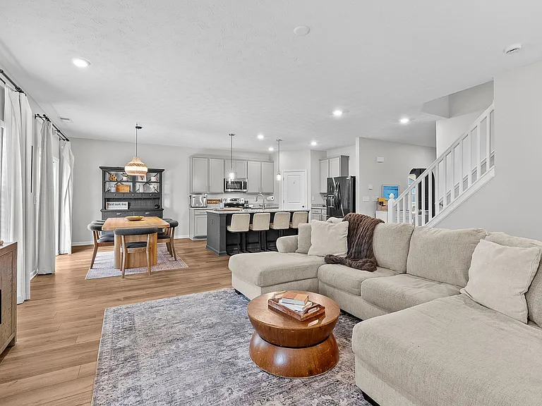 5015 Schaefer Ln — Photo 23