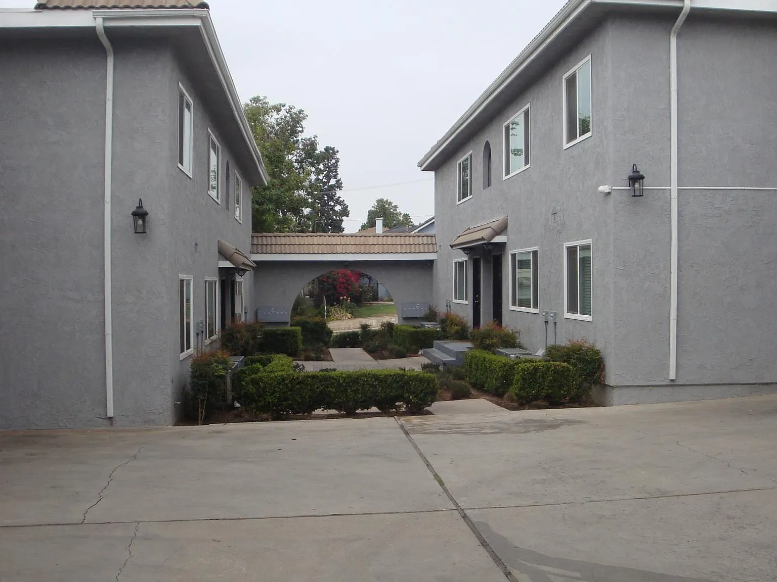 5848 Greenleaf Ave — Photo 3