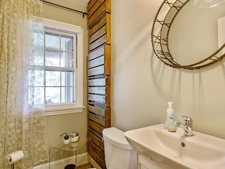 6609 Jefferson Blvd — Photo 11