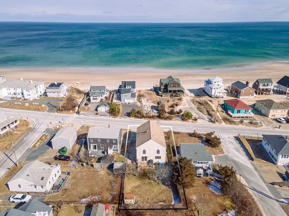 194 Taylor Ave, Plymouth, MA 02360