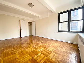 Rented by Manhattan Realty Group