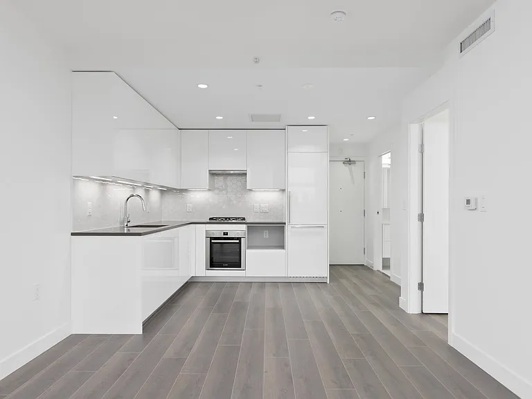 8138 Fraser St #503 — Photo 2