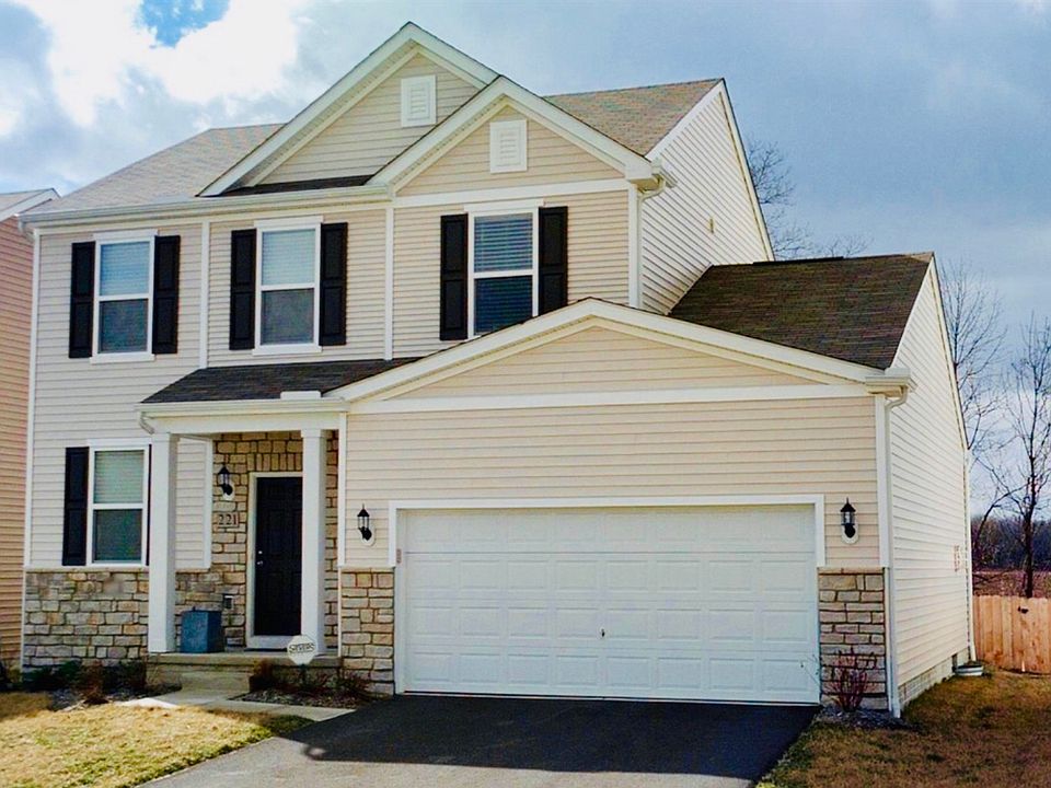 1st image of Cloverhill Dr
