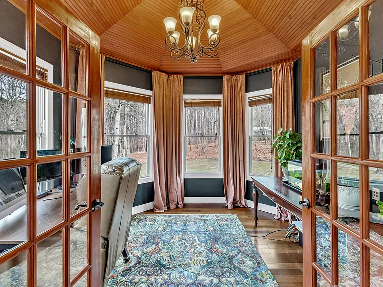 1126 Trailwood Dr — Photo 48