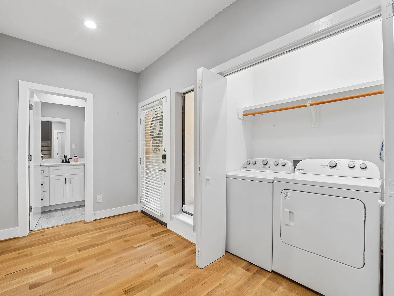 3 bed, 2.5 bath, 1730 sqft, $3,000 — Photo 4