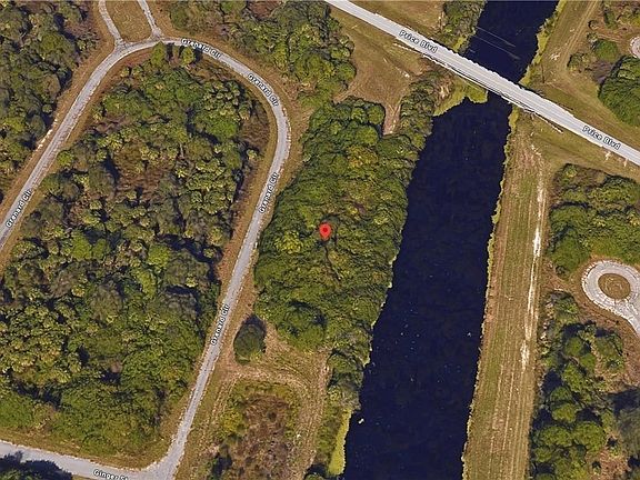 4th image of Grenard Cir