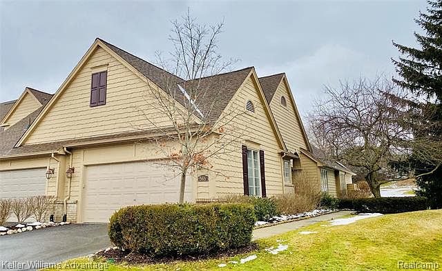 1st image of 565 Cambridge Way #500