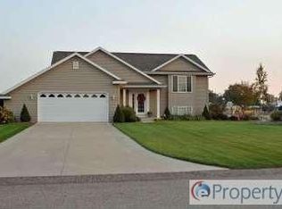 3784 Bent Ridge Dr, Hamilton, MI 49419