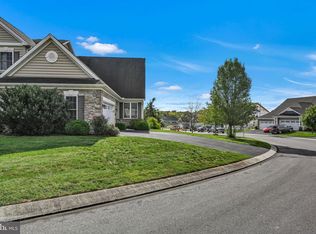 173 Copperstone Ct, Millersville, PA 17551