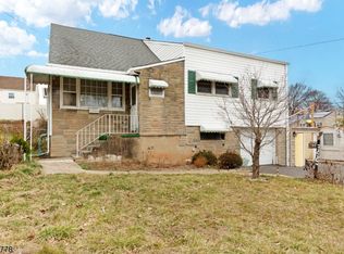 399 Ford Ave, Fords, NJ 08863