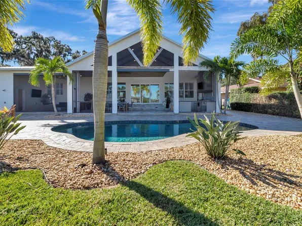 10303 Thompson Pl, Clermont, FL 34711