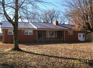 954 Dover Rd, Clarksville, TN 37042