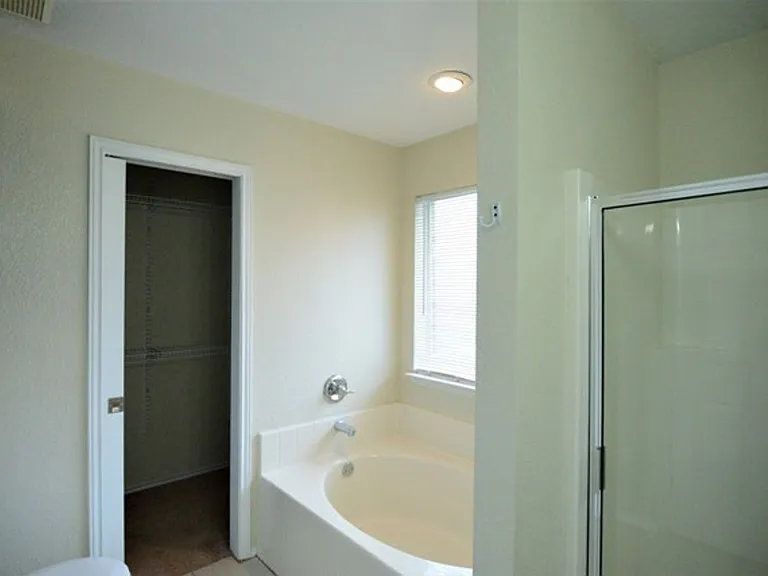 2909 Maria Dr — Photo 14