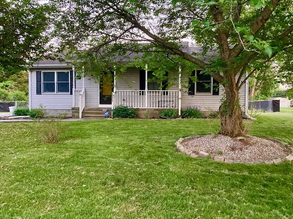 825 W Mount Vernon St, Smyrna, DE 19977