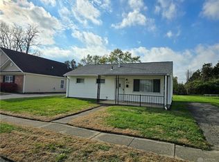 481 Kirkwood Dr, Fairborn, OH