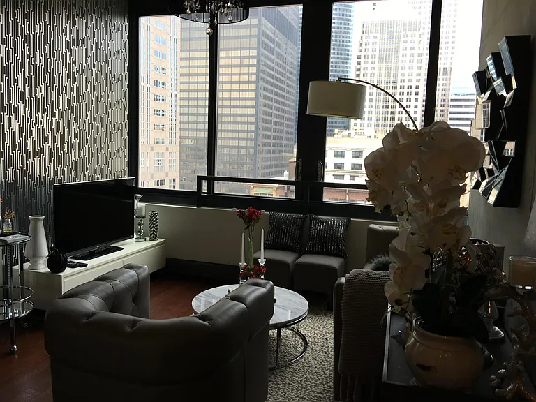235 W Van Buren St #2100 — Photo 7