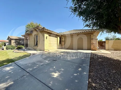 2135 E Grand Canyon Dr Photo 1