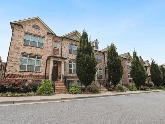 2nd image of 1193 Lavista Cir NE