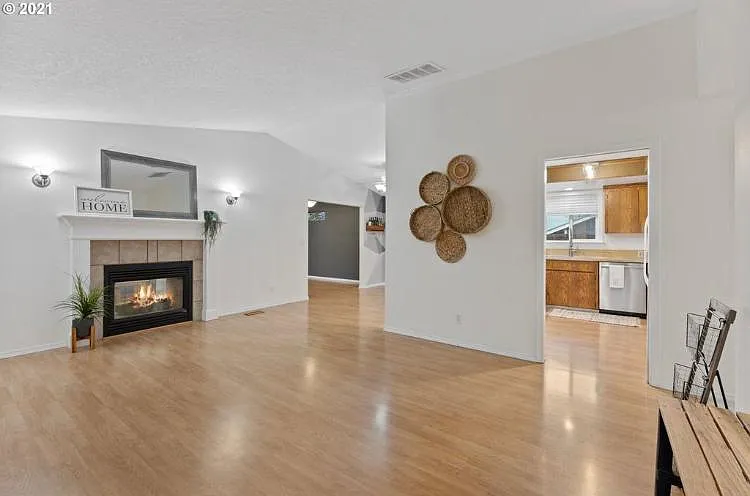20380 SW Clarion St — Photo 4
