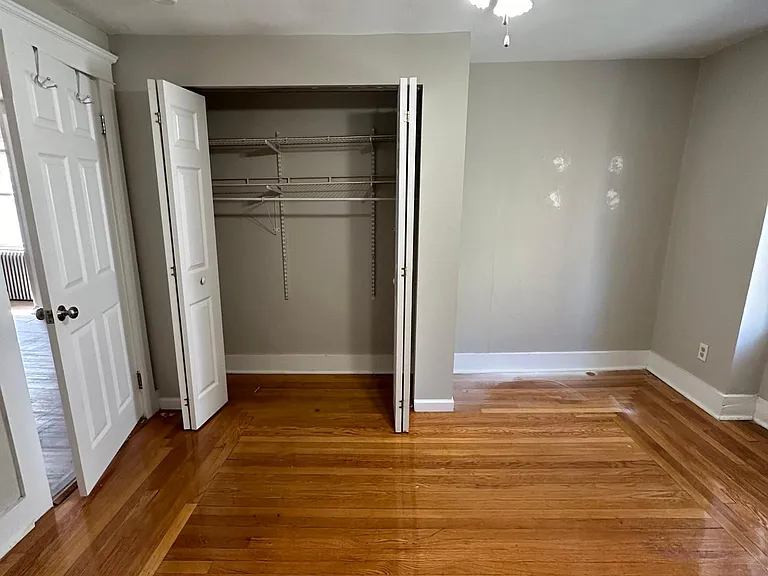 19 Brown St #3 — Photo 5