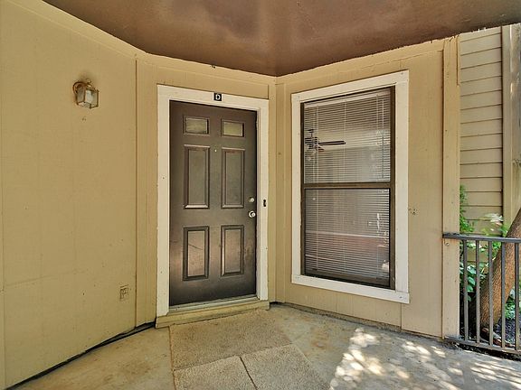 3rd image of 10616 Mellow Mdws APT 28D