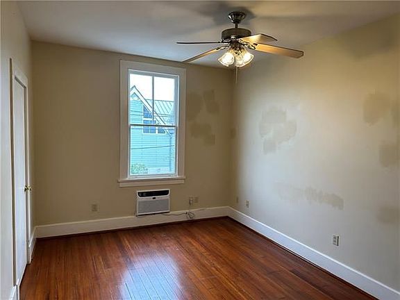 3rd image of 5106 Danneel St #5106