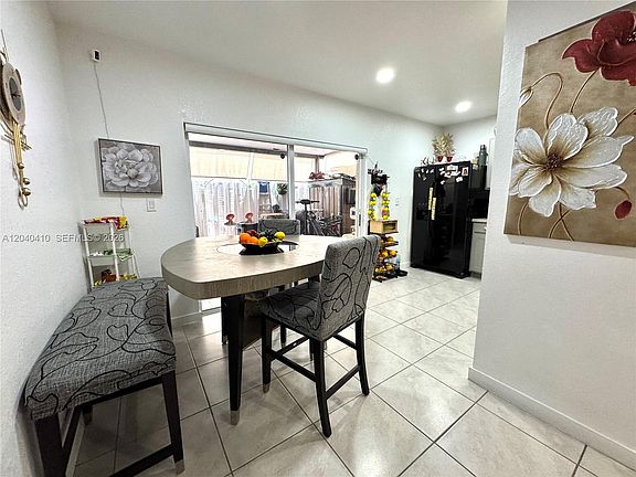 5th image of 479 NE 5th Way #479