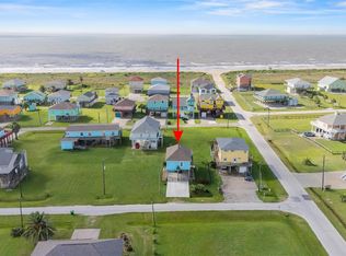 110 Verdia Dr, Crystal Beach, TX 77650