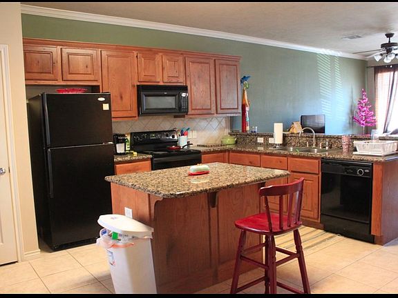2nd image of 416 Forest Dr Unit 416