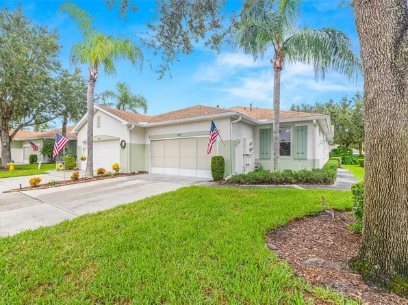 1226 Huntington Greens Dr, Sun City Center, FL 33573