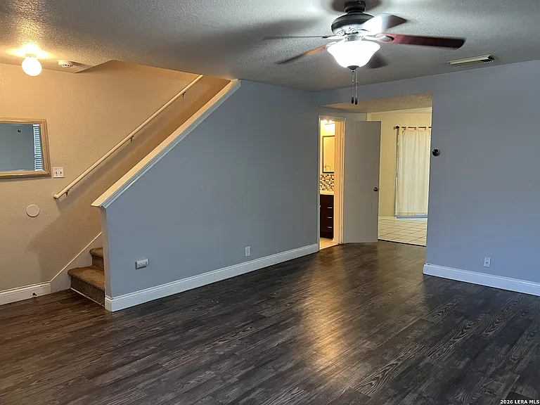 7 Latrobe Post — Photo 4