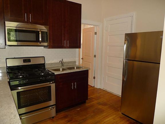 5th image of 1645 W Waveland Ave #1