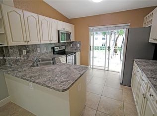 10953 W Okeechobee Rd UNIT 202, Hialeah Gardens, FL 33018