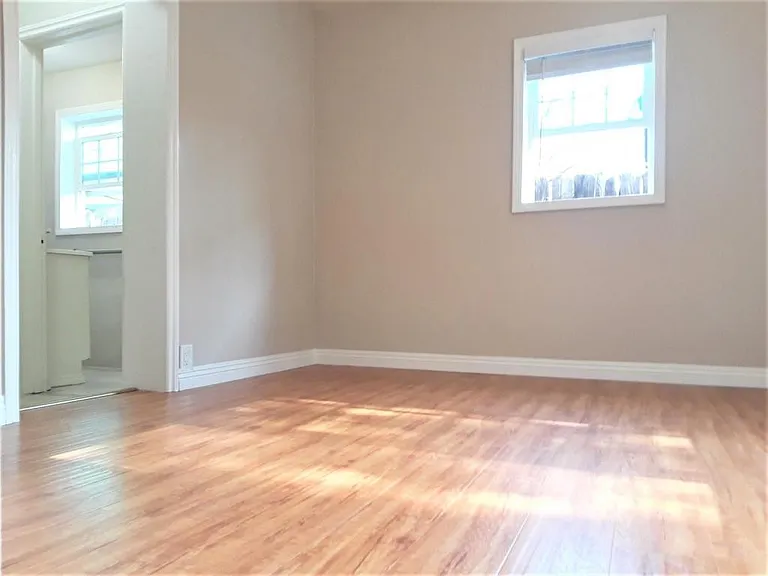 170 N Dalton Ave — Photo 7