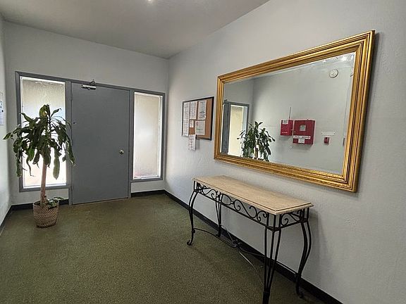 4th image of 1720 Irving St APT 6