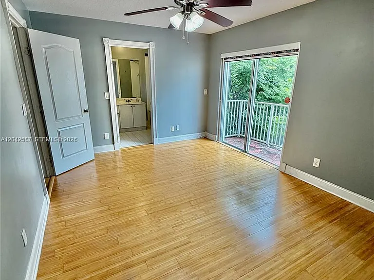 2825 SW 127th Way — Photo 8
