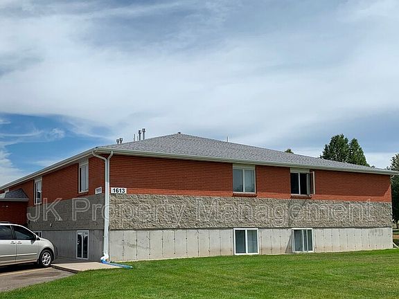 2nd image of 1613 Sand Ct APT 8