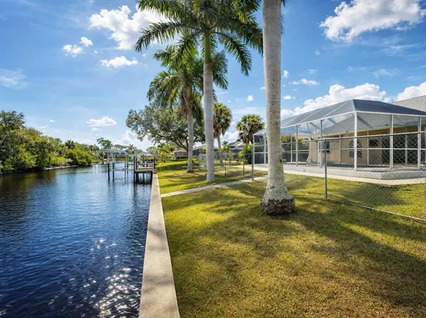 1054 General St, Pt Charlotte, FL 33953