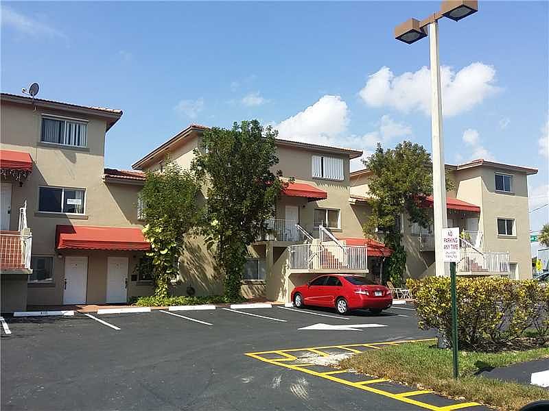 1st image of 3723 NW 17th Ave APT 10